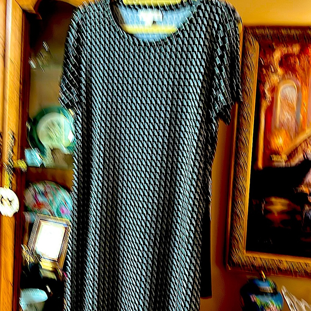 🟢NWOTMichael MichealKors SHEATH.Logo on sleeve&back.XL.Classic Style.Flattering